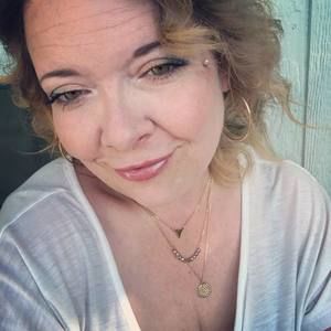 Meet your Posher, Janis